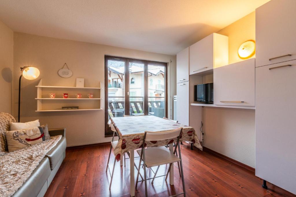 Meilleur emplacement hypercentre avec parking privatif souterrain appartement pied des pistes 9
