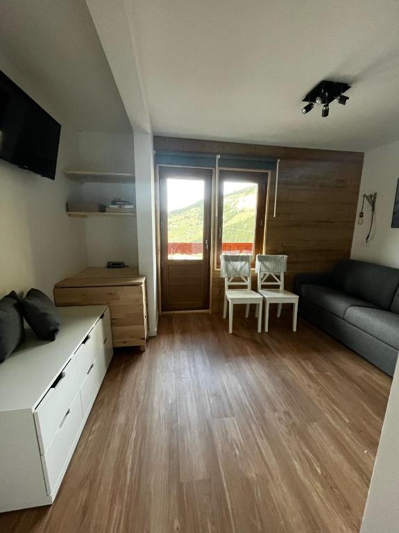 Mont Vallon Lodge Meribel Mottaret Skis aux pieds proche du centre et tout confort Parking gratuit et Linge fourni appartement pied des pistes 4