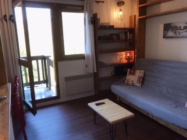 Montchavin Les Cotes vue Mont Blanc appartement pied des pistes 1