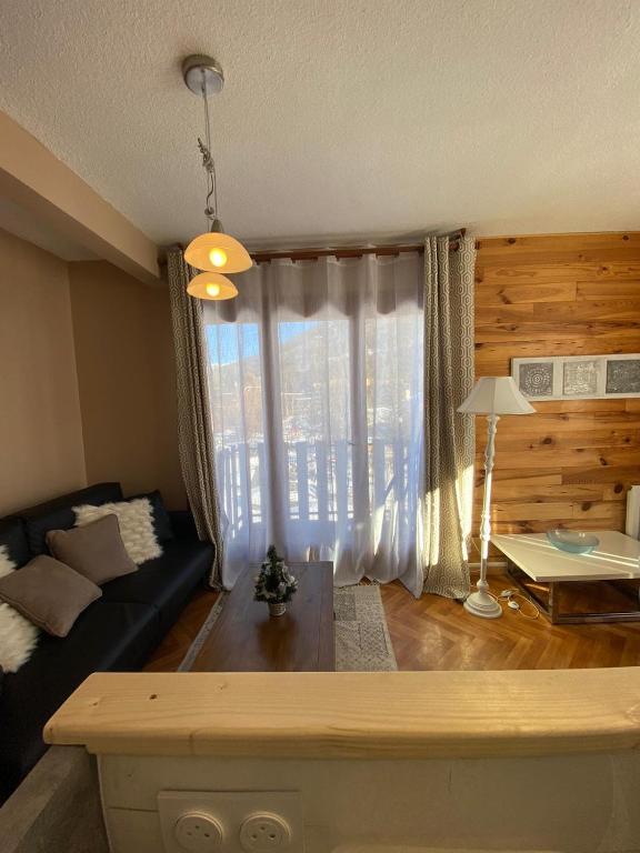 Montclar Appart 4 a 6 places terrasse vue panoramique idealement situe appartement pied des pistes 2