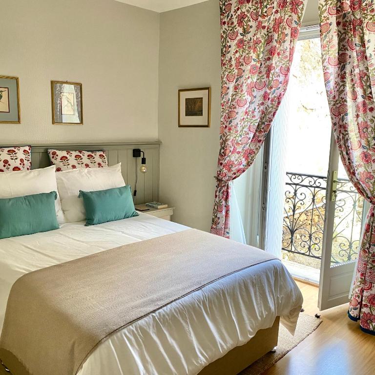 Newly Renovated Ground Floor Apartment close to Thermes appartement pied des pistes 7