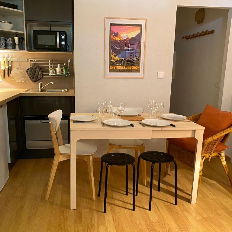 Newly Renovated Ground Floor Apartment close to Thermes appartement pied des pistes 8