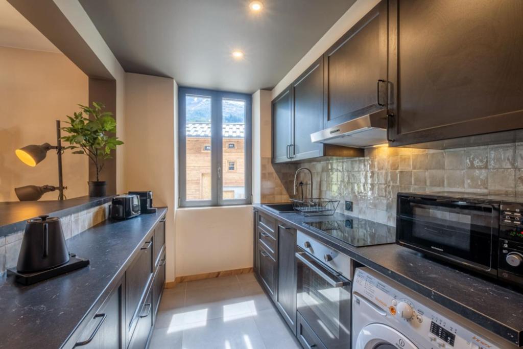 Newly renovated apartment with Mont Blanc view appartement pied des pistes 5
