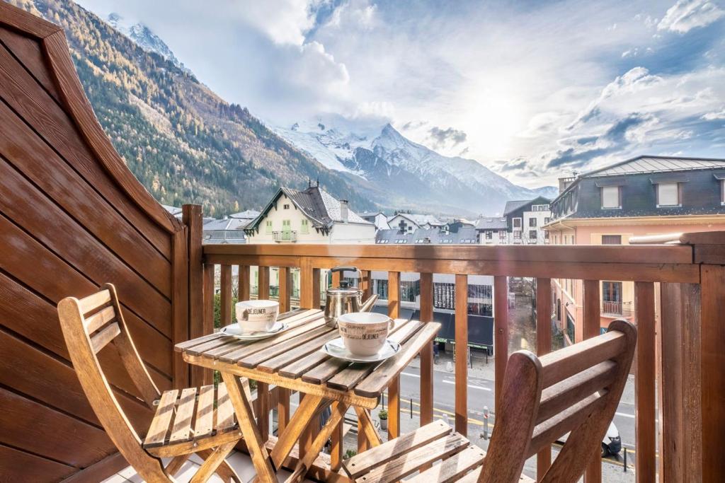 Nice 55 M With Balconies And Mont Blanc View appartement pied des pistes