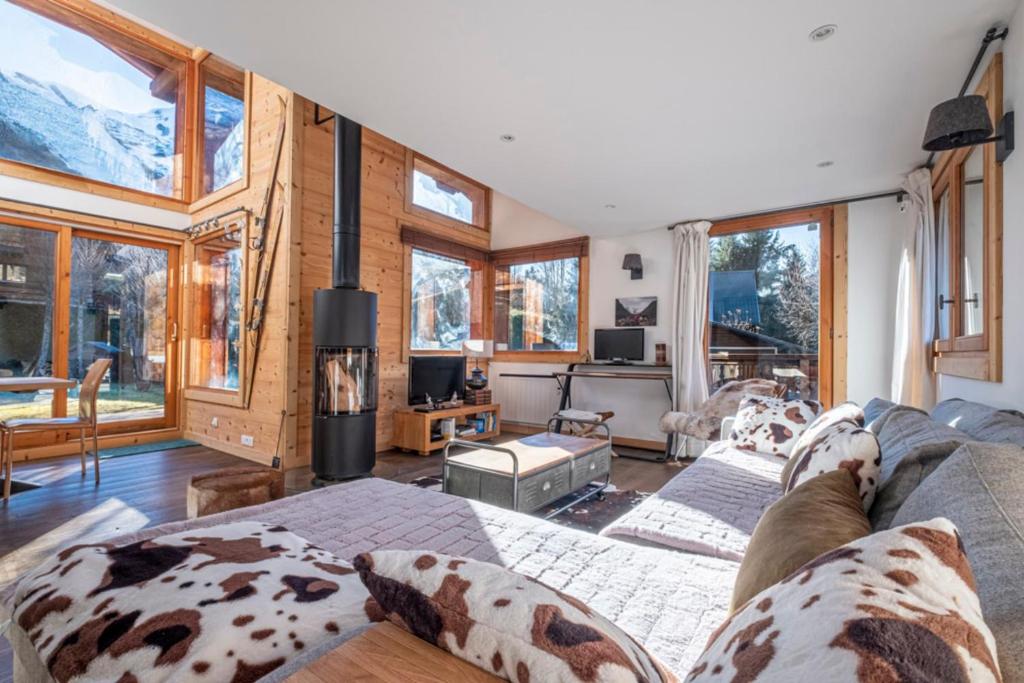 Nice And Spacious Apt In Chamonix Mont Blanc chalet pied des pistes 1