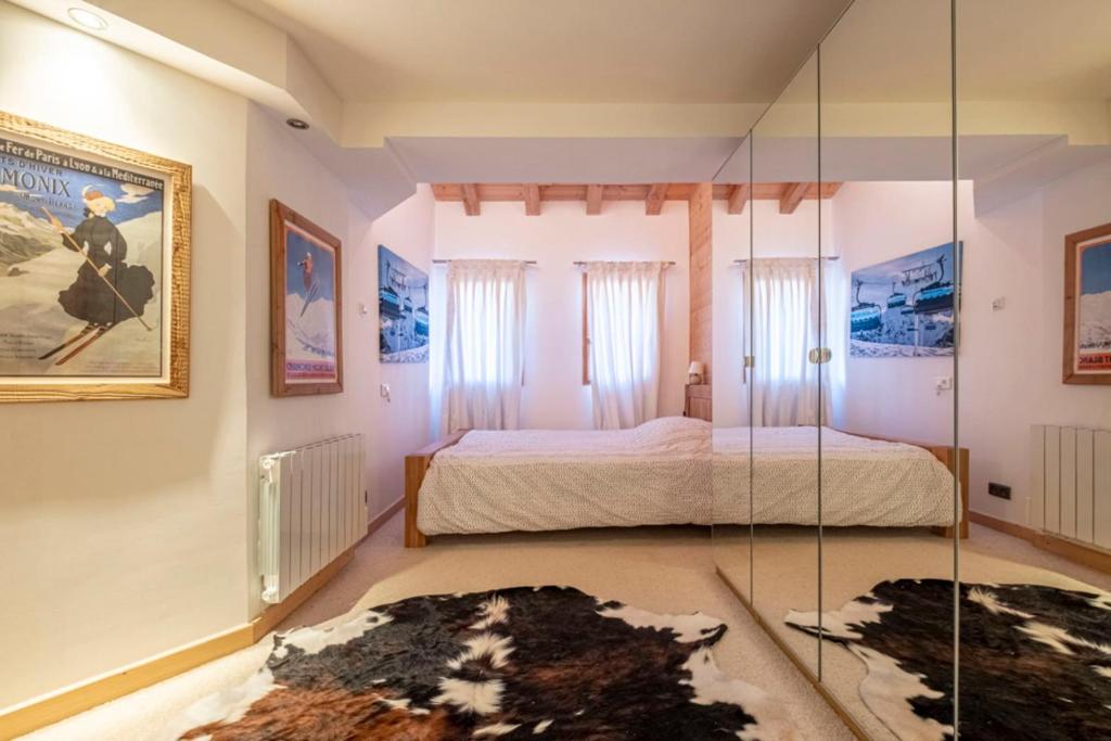 Nice And Spacious Apt In Chamonix Mont Blanc chalet pied des pistes 17