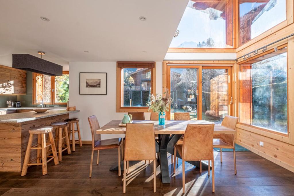 Nice And Spacious Apt In Chamonix Mont Blanc chalet pied des pistes 7