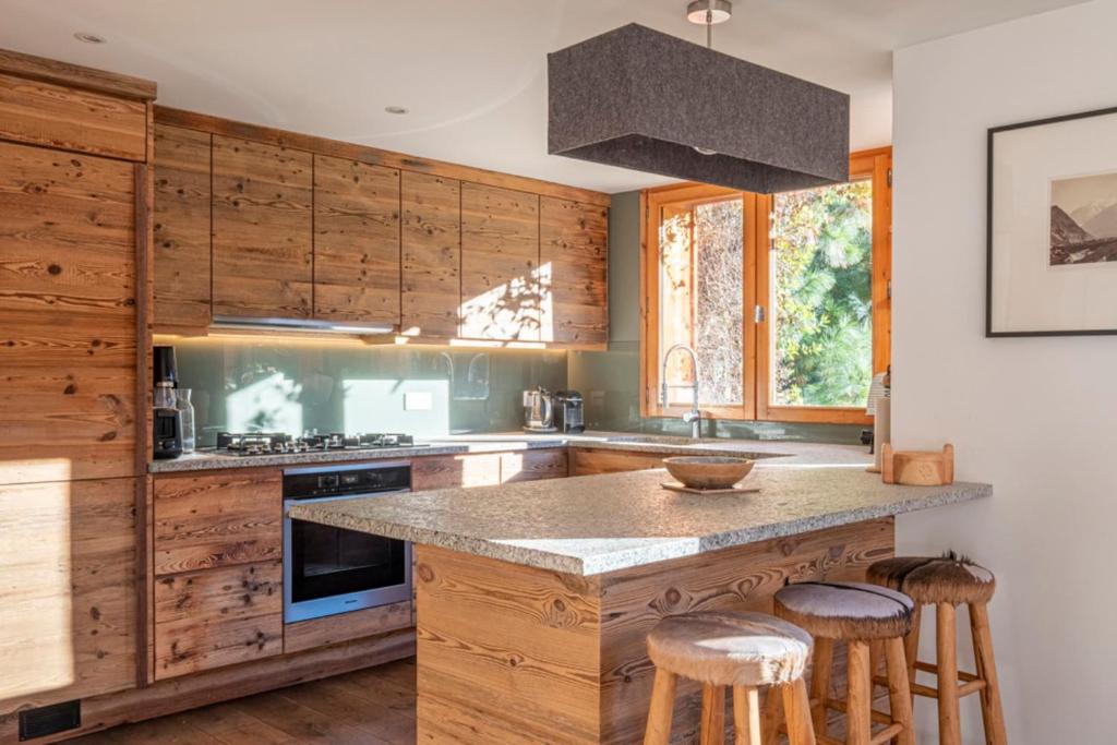 Nice And Spacious Apt In Chamonix Mont Blanc chalet pied des pistes 9