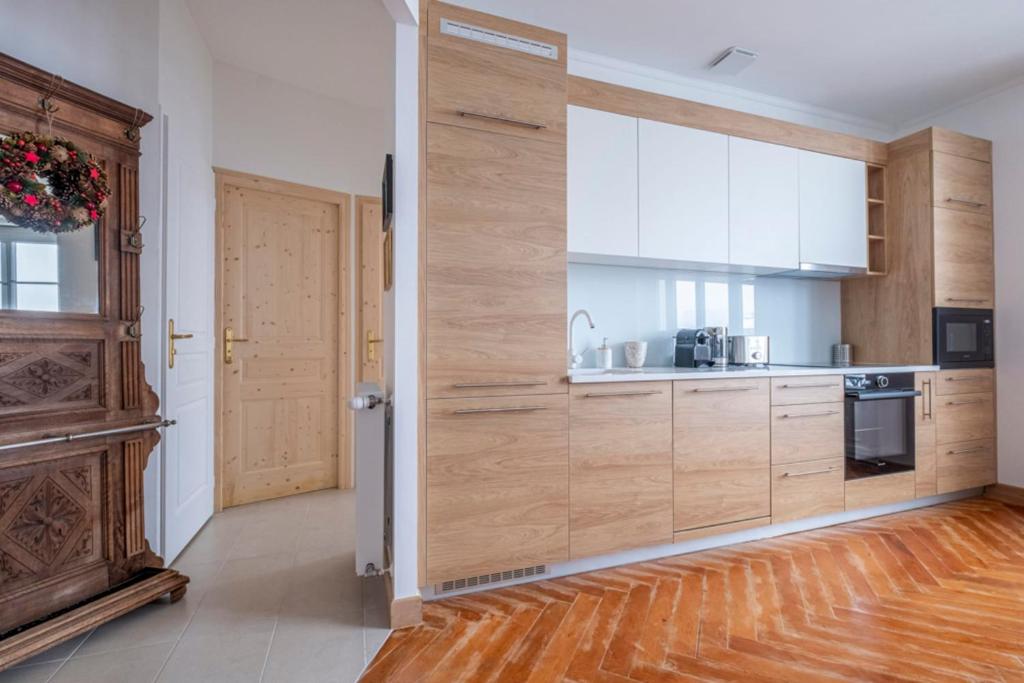 Nice Apt With Balcony In Chamomix appartement pied des pistes 10