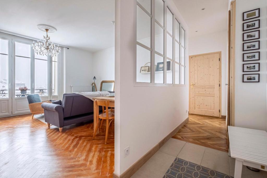 Nice Apt With Balcony In Chamomix appartement pied des pistes 11