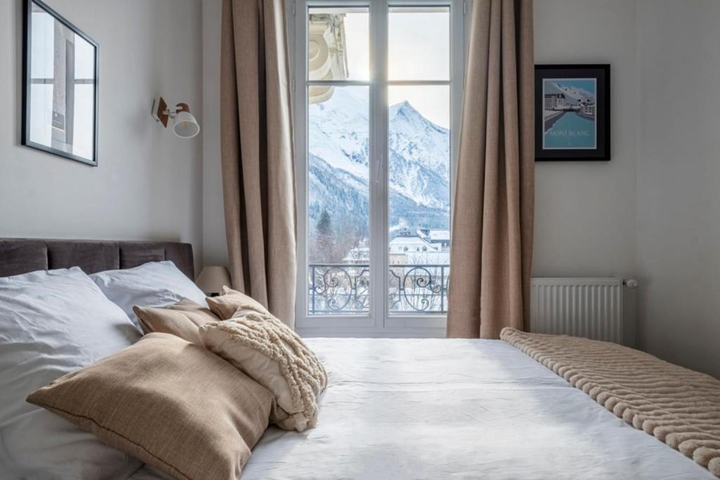 Nice Apt With Balcony In Chamomix appartement pied des pistes 13