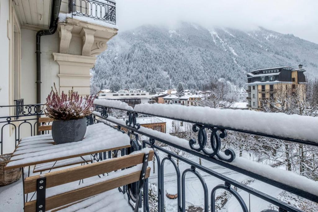 Nice Apt With Balcony In Chamomix appartement pied des pistes 3