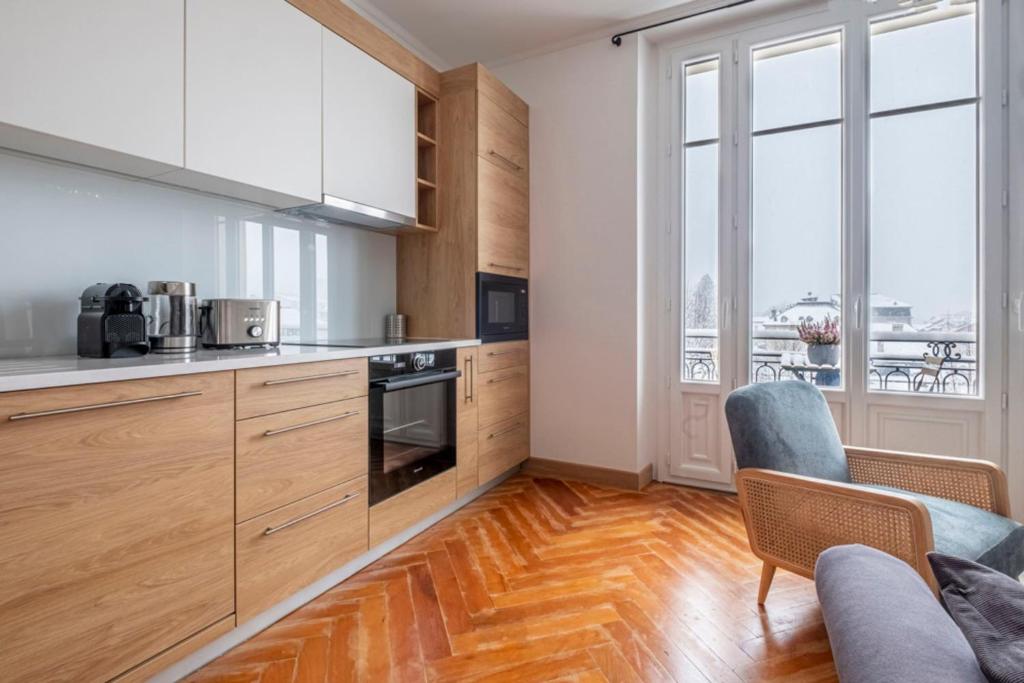 Nice Apt With Balcony In Chamomix appartement pied des pistes 8