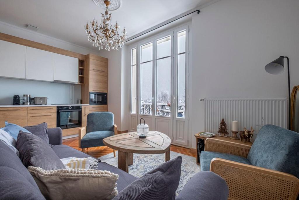 Nice Apt With Balcony In Chamomix appartement pied des pistes