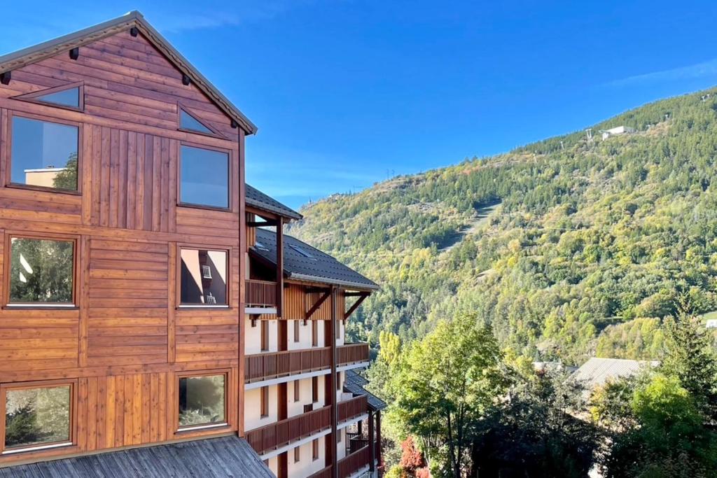 Nice Cosy Apt With Balcony In Briancon appartement pied des pistes 14