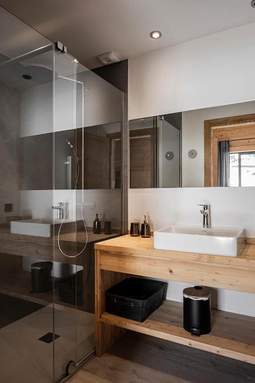 Nouveau et spacieux Place de lEglise et terrasse privative appartement pied des pistes 17