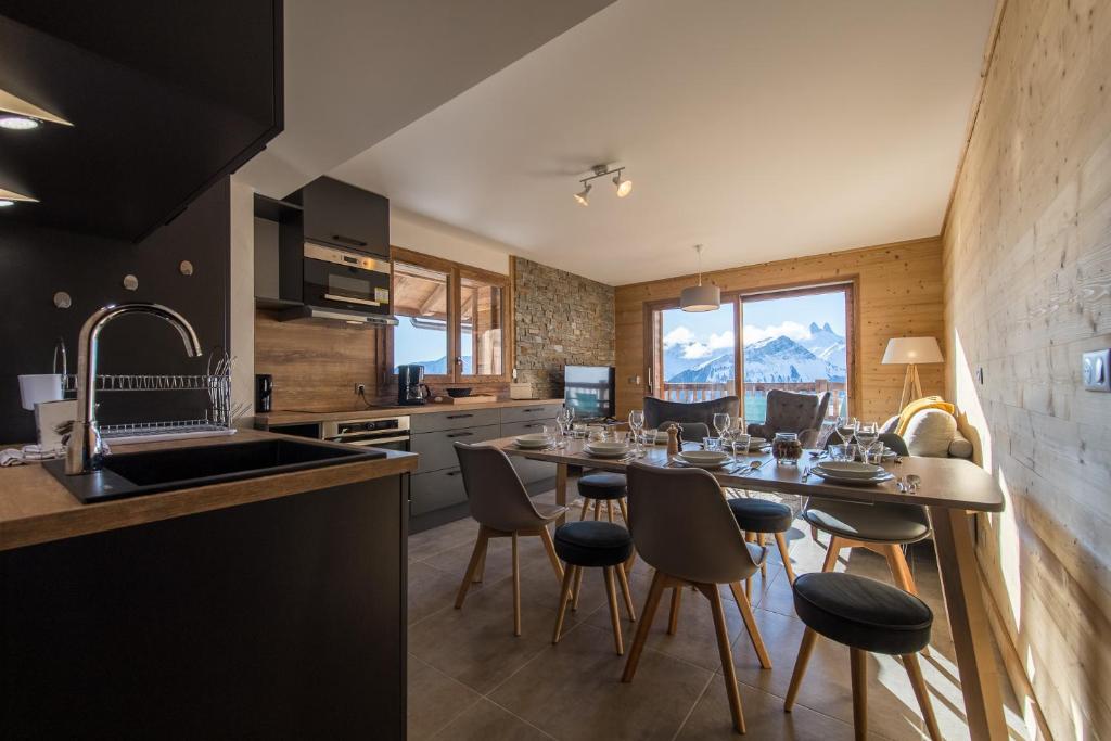 ODYSSEE B201 Magnifique Duplex sur les pistes appartement pied des pistes 7