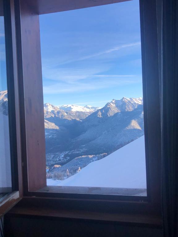 Penthouse Bond 007 120 m2 piscine sauna Risoul 1850 appartement pied des pistes 15