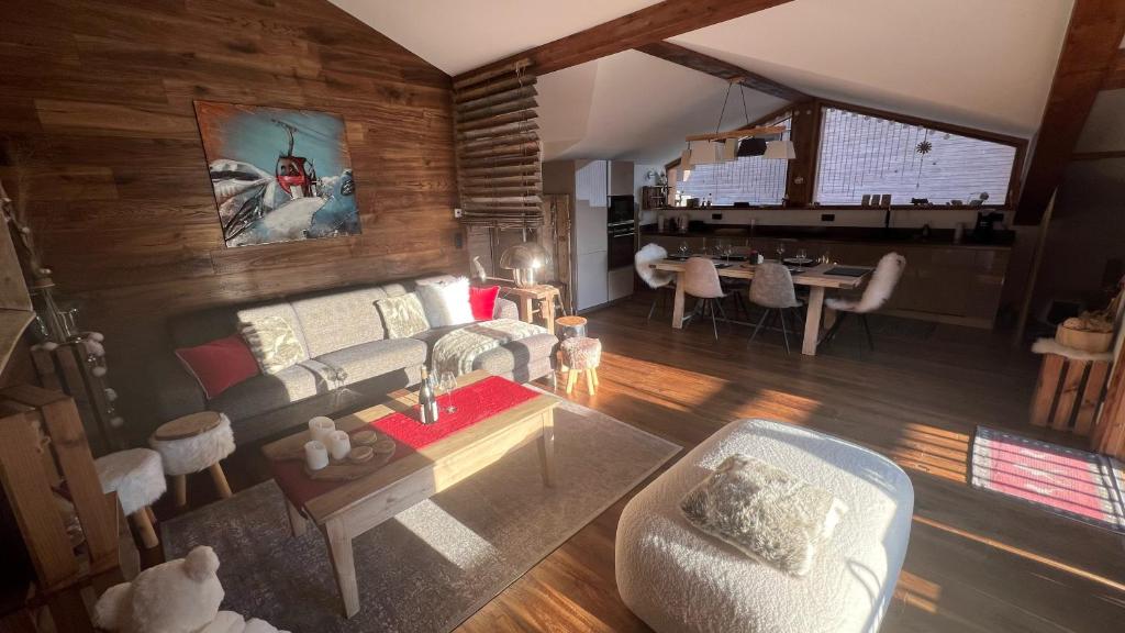 Penthouse lOurse Bleue Sauna privatif acces direct aux pistes appartement pied des pistes 5