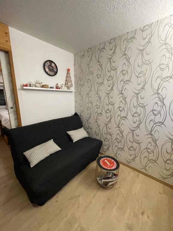 Petit appartement Labellise Les 2 Alpes residence Arc en Ciel telesiege Petite Aiguille appartement pied des pistes 16