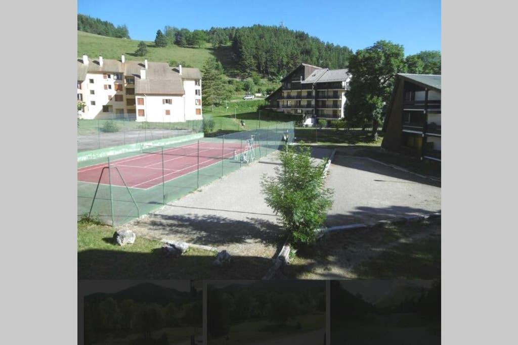 Petit studio mansarde 18 m2 avec navette gratuit aux pistes de ski appartement pied des pistes 15