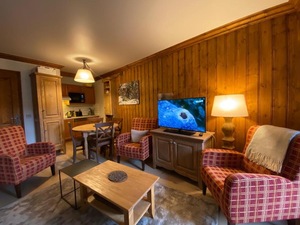 Petite Marmotte Spacieux Studio pour 4 Skis aux pieds Le Refuge du Montagnard Arc 1950 appartement pied des pistes 10