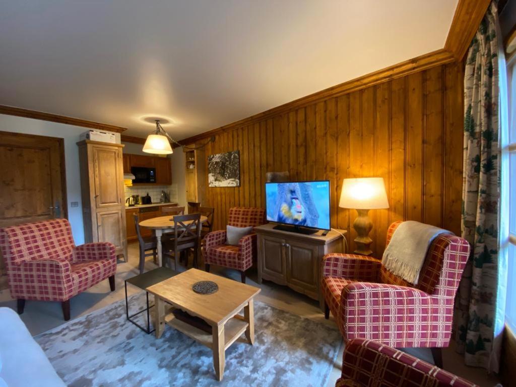 Petite Marmotte Spacieux Studio pour 4 Skis aux pieds Le Refuge du Montagnard Arc 1950 appartement pied des pistes 5