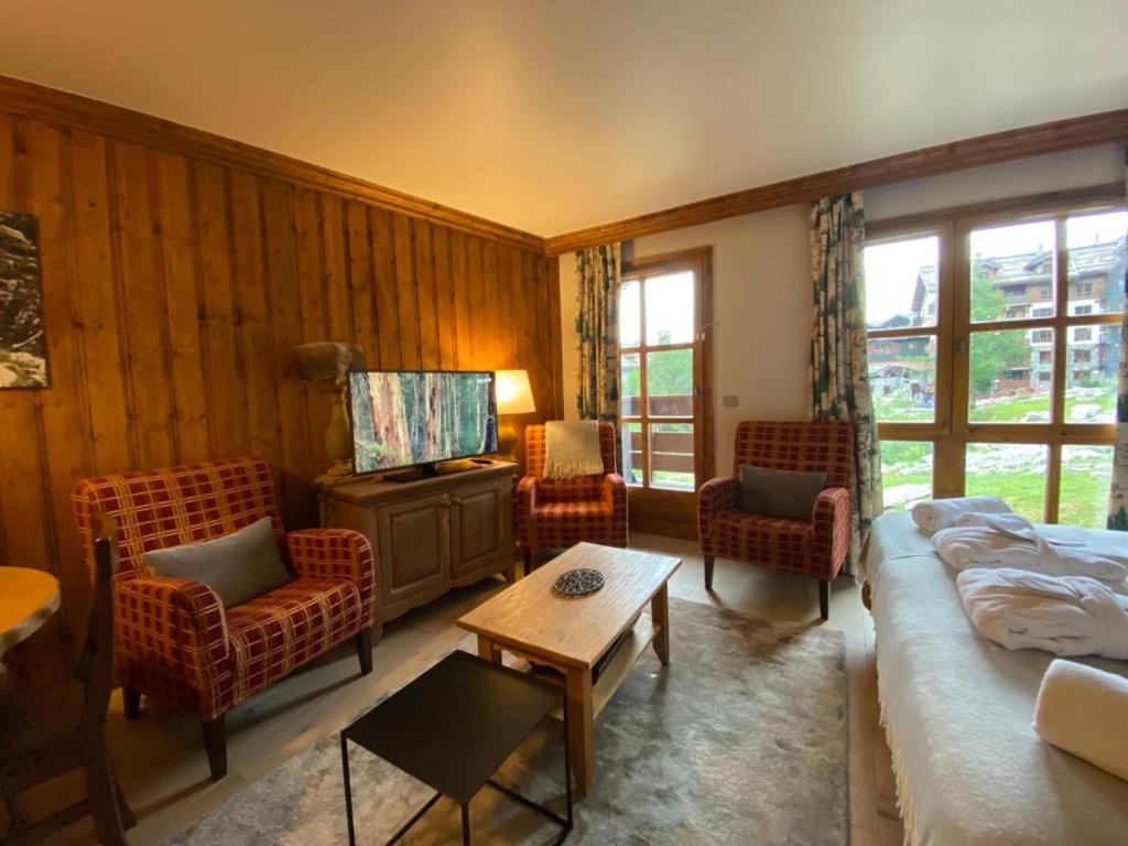 Petite Marmotte Spacieux Studio pour 4 Skis aux pieds Le Refuge du Montagnard Arc 1950 appartement pied des pistes