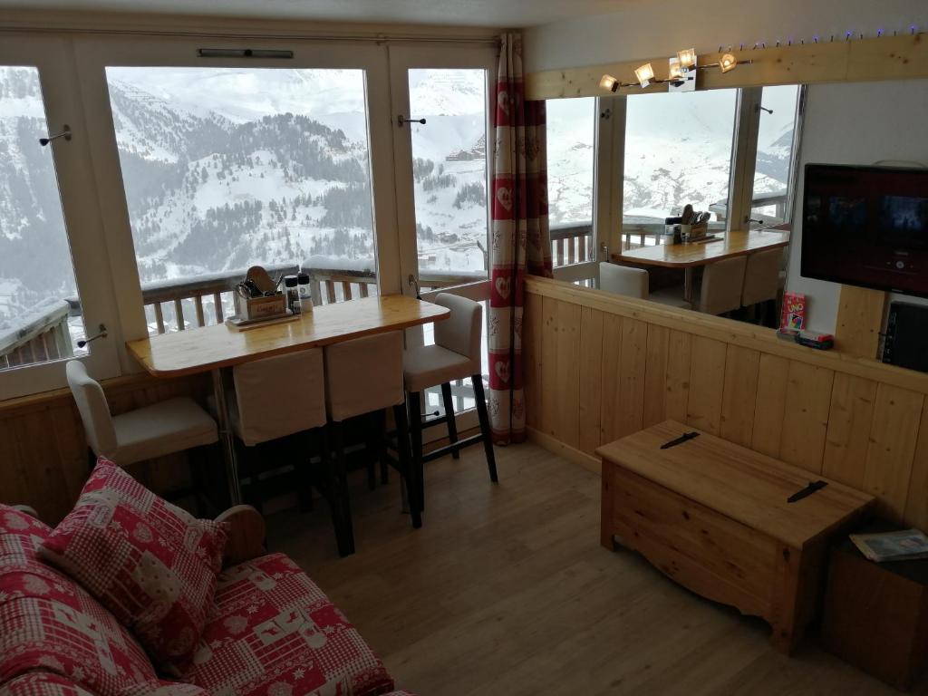Plagne AIME 2000 Ski Apartments appartement pied des pistes 3