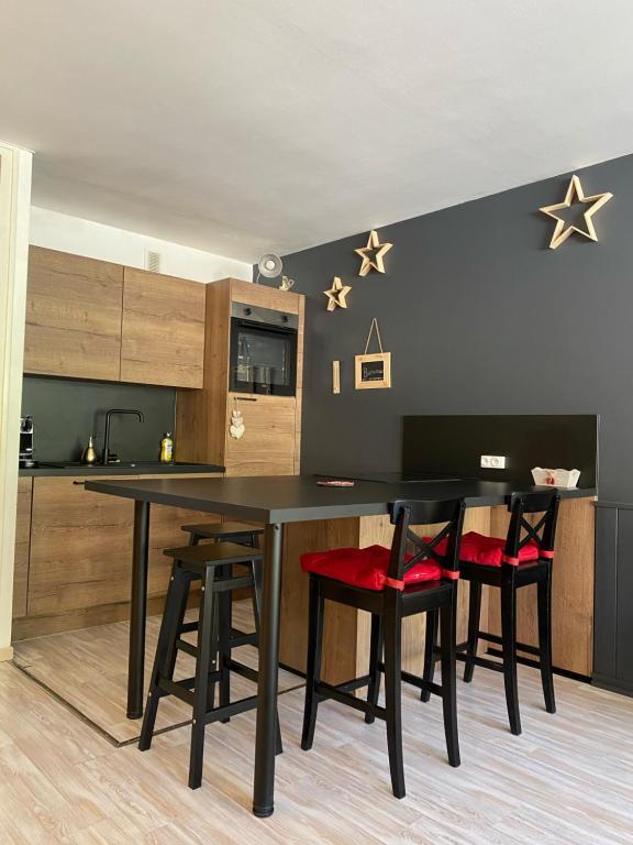 Praloup 1600 t3 sur piste 4p appartement pied des pistes 7