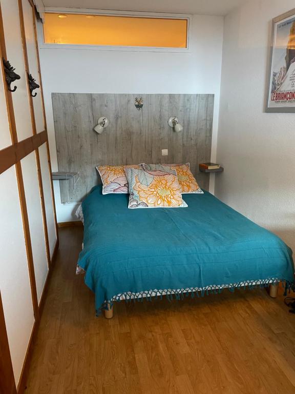 Puy St Vincent 1800 au pied des pistes appartement pied des pistes 6