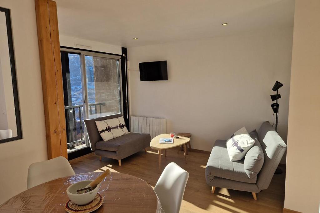 Rare pearl with an incredible view of all Briancon appartement pied des pistes 1