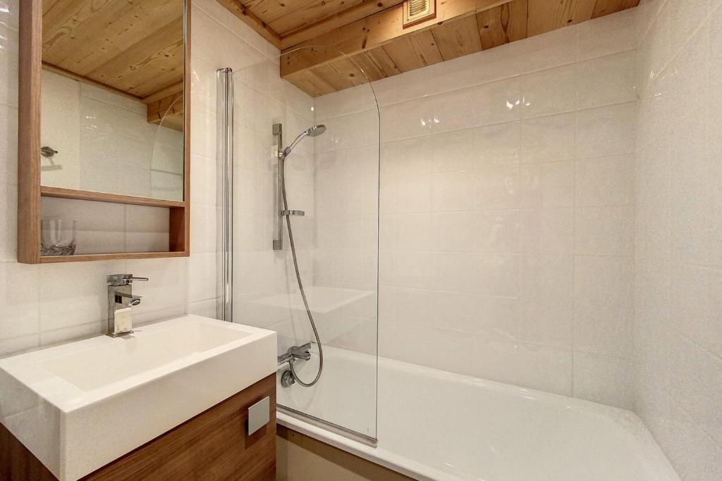 Rare pearl with incredible views appartement pied des pistes 10