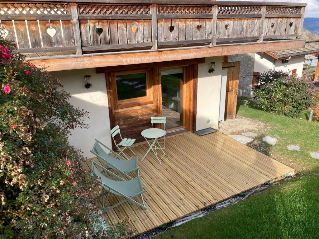 Renovated flat facing Mont Blanc appartement pied des pistes 11