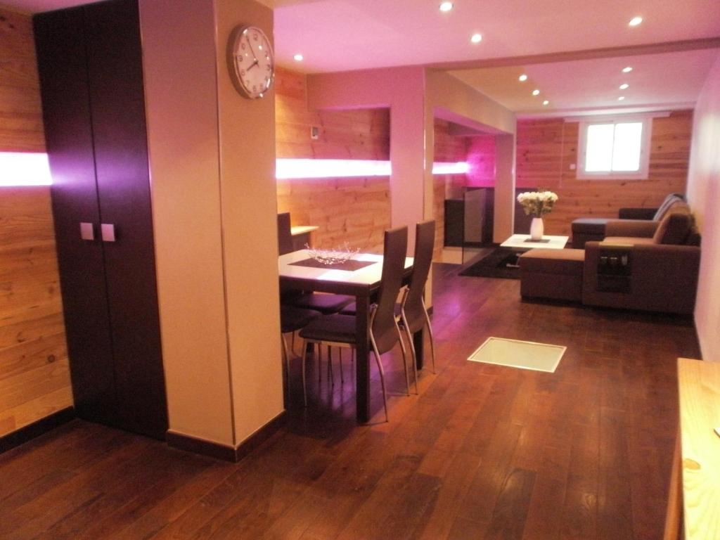 Residence Aqualiva a Valberg Piscine privative dans chacun des appartements situe a 20 m des pistes de ski hotel pied des pistes 14
