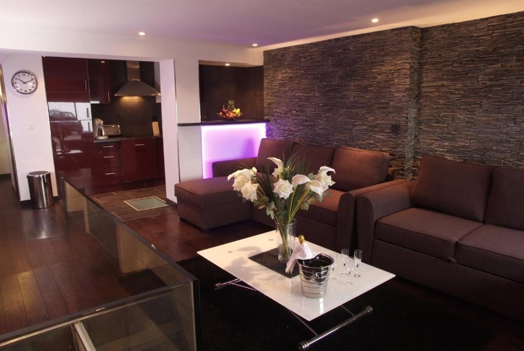 Residence Aqualiva a Valberg Piscine privative dans chacun des appartements situe a 20 m des pistes de ski hotel pied des pistes 3