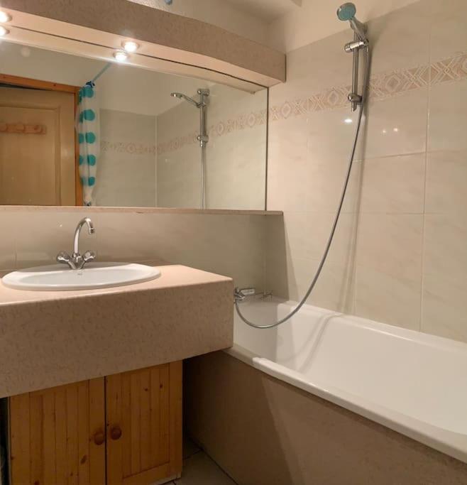 Residence Atrey 103 Cles Blanches Courchevel appartement pied des pistes 2