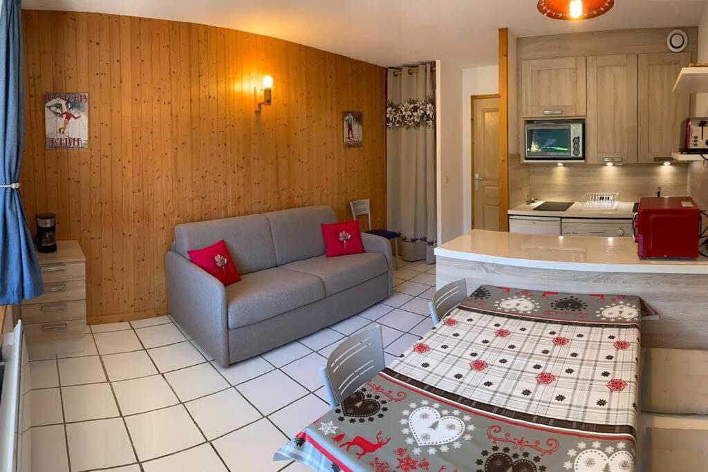 Residence Atrey 103 Cles Blanches Courchevel appartement pied des pistes 3