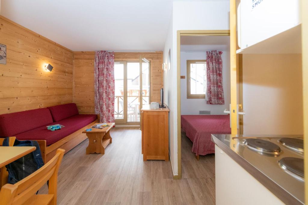 Residence Capfun Couleurs Soleil Oz en Oisans hotel pied des pistes 1