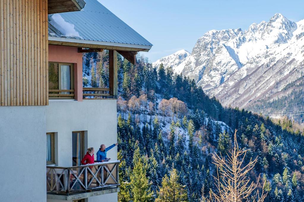 Residence Capfun Couleurs Soleil Oz en Oisans hotel pied des pistes 15