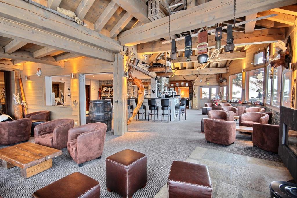Residence Carlina by Les Etincelles hotel pied des pistes 17