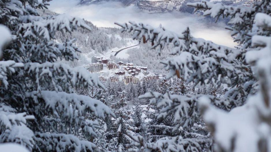 Residence Christiana 408 Cles Blanches Courchevel hotel pied des pistes 13