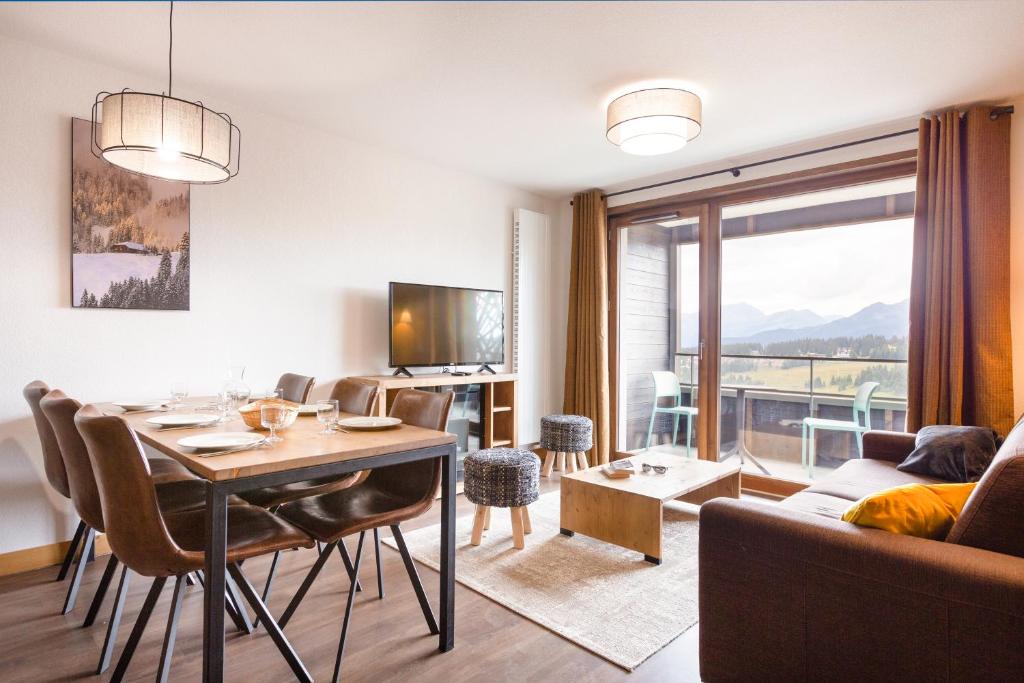 Residence Club MMV Les Chalets des Cimes hotel pied des pistes 9