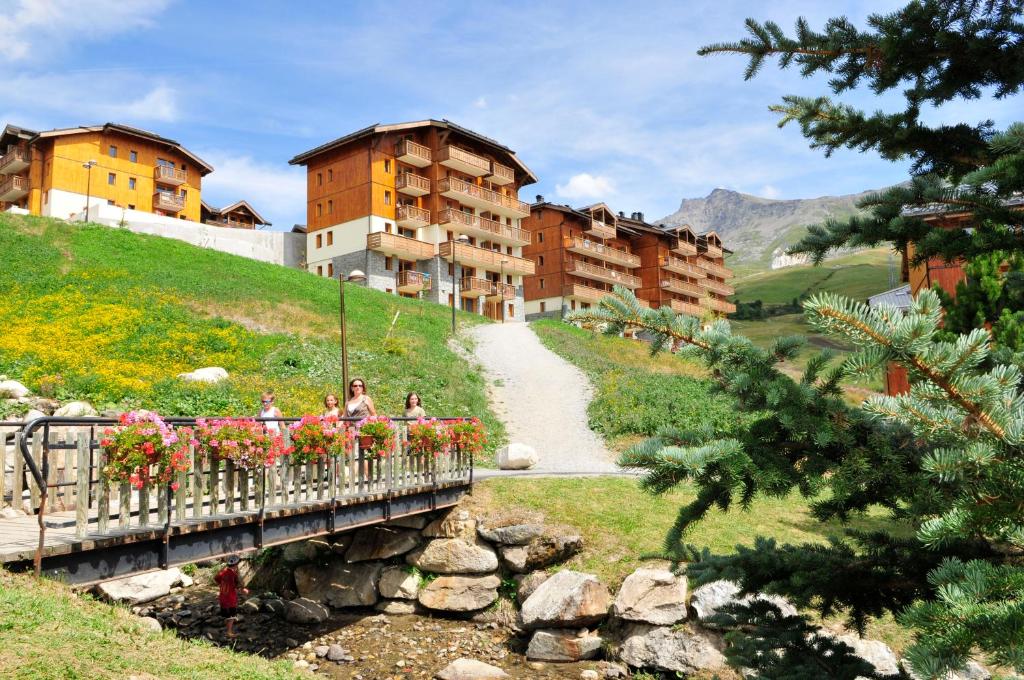 Residence Goelia Les 4 Vallees hotel pied des pistes 5