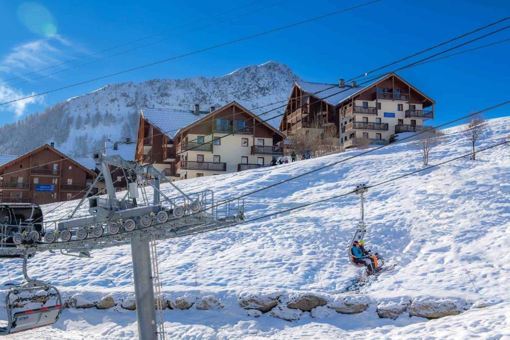 Residence Goelia Les Alpages du Corbier hotel pied des pistes 17