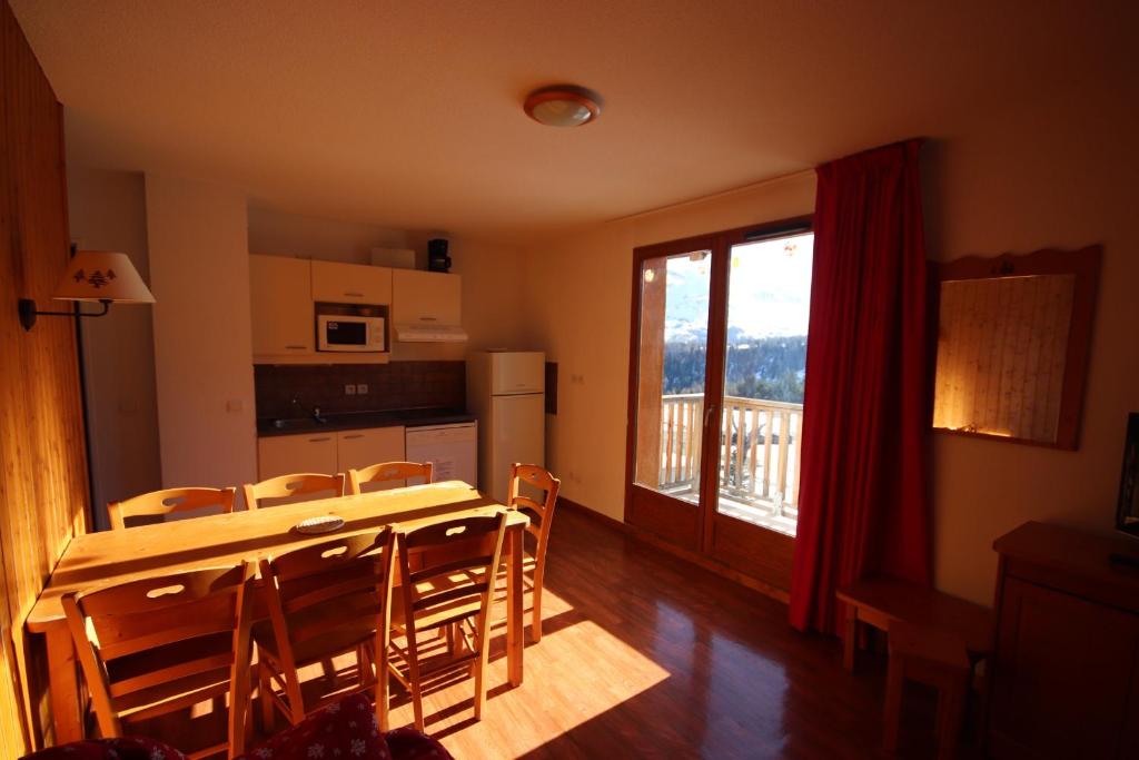 Residence Le Hameau du Puy by Actisource hotel pied des pistes 4