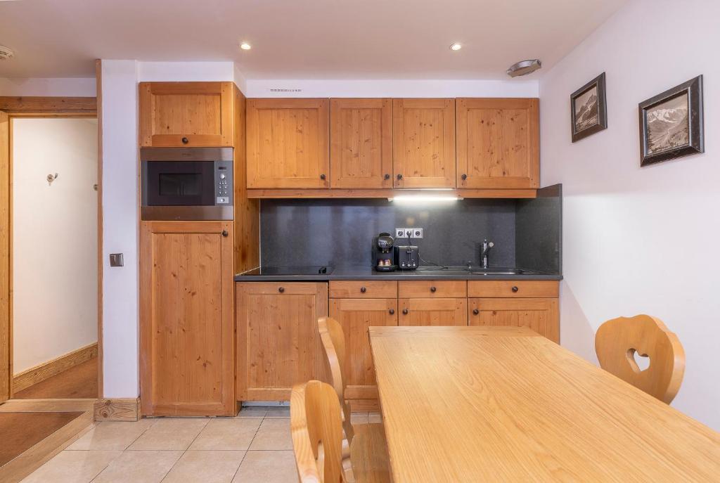 Residence Les Chalets du Forum Courchevel 1850 gite pied des pistes 10
