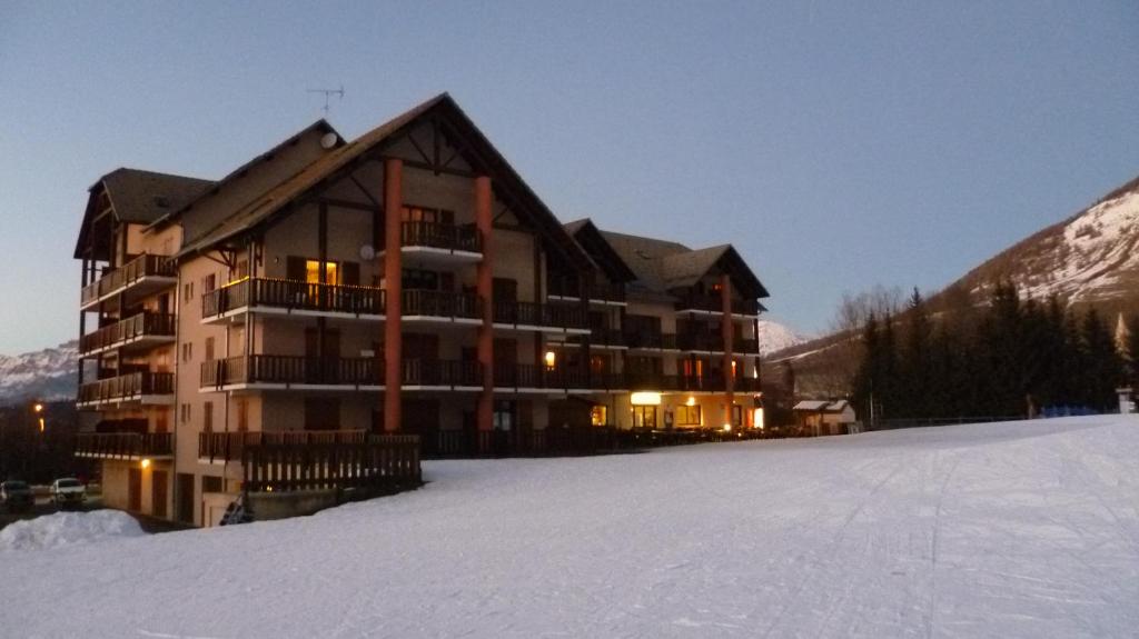 Residence Les Ecrins hotel pied des pistes 8