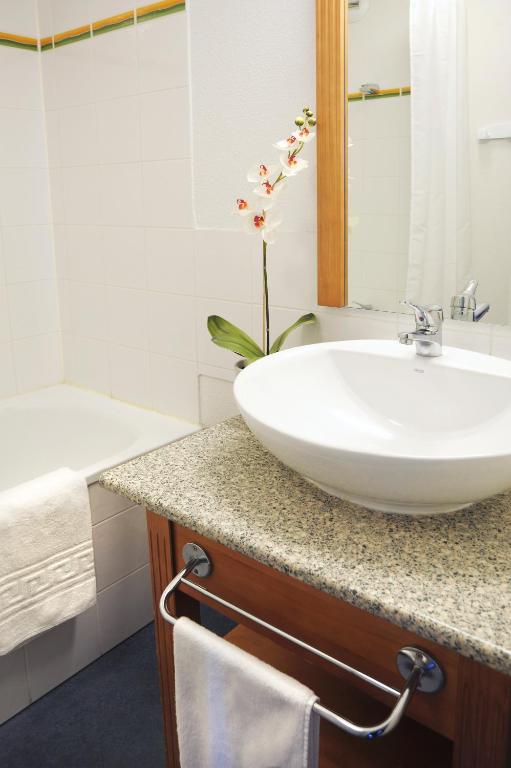 Residence Nemea Les Balcons dAx hotel pied des pistes 14