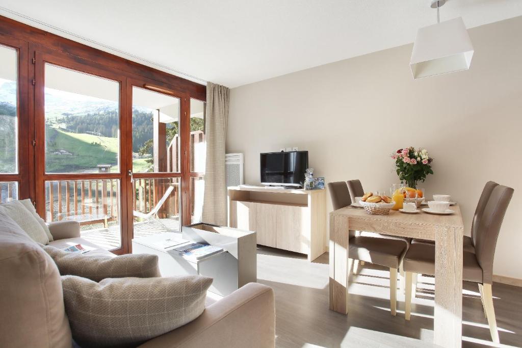 Residence Odalys Le Panoramic hotel pied des pistes 5